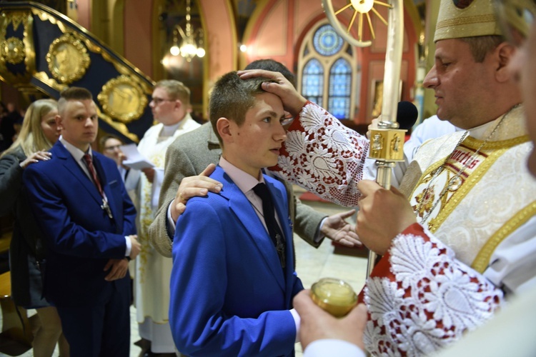 Bierzmowanie u św. Kazimierza w Nowym Sączu