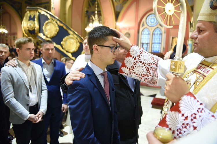 Bierzmowanie u św. Kazimierza w Nowym Sączu