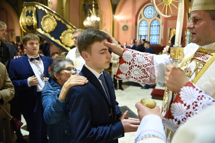 Bierzmowanie u św. Kazimierza w Nowym Sączu