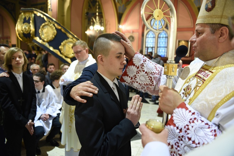 Bierzmowanie u św. Kazimierza w Nowym Sączu