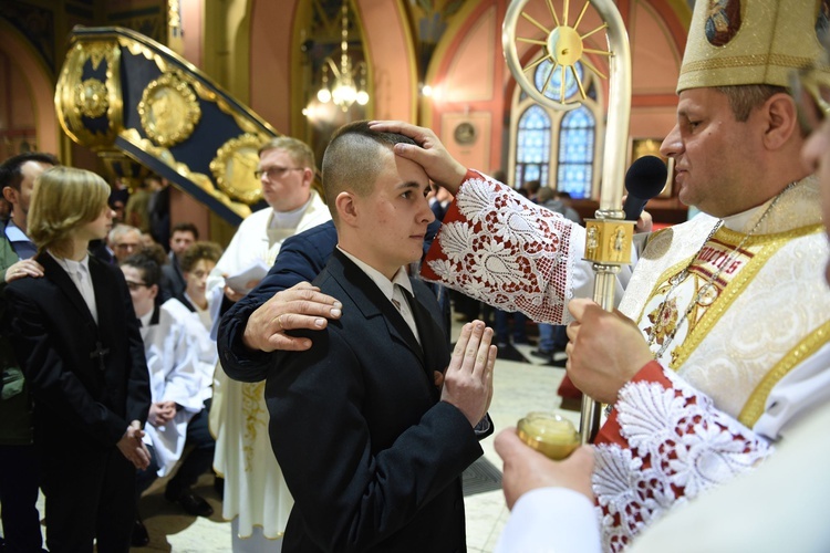 Bierzmowanie u św. Kazimierza w Nowym Sączu