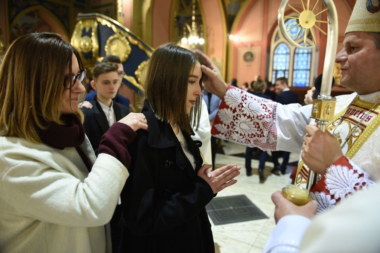 Bierzmowanie u św. Kazimierza w Nowym Sączu