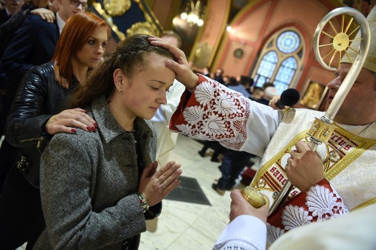 Bierzmowanie u św. Kazimierza w Nowym Sączu