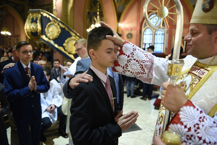 Bierzmowanie u św. Kazimierza w Nowym Sączu