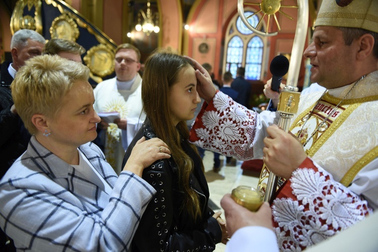 Bierzmowanie u św. Kazimierza w Nowym Sączu