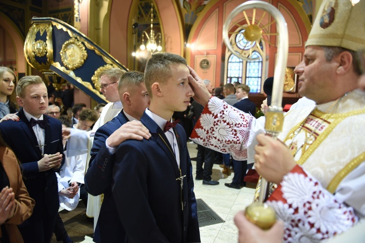 Bierzmowanie u św. Kazimierza w Nowym Sączu