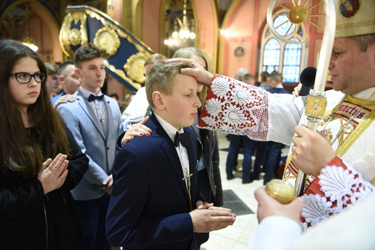 Bierzmowanie u św. Kazimierza w Nowym Sączu