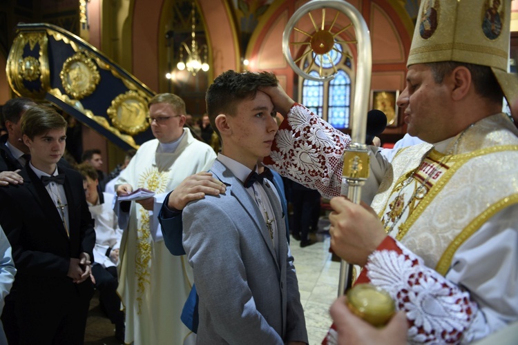 Bierzmowanie u św. Kazimierza w Nowym Sączu