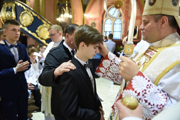 Bierzmowanie u św. Kazimierza w Nowym Sączu