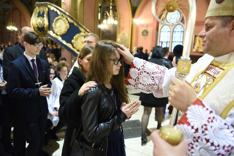 Bierzmowanie u św. Kazimierza w Nowym Sączu