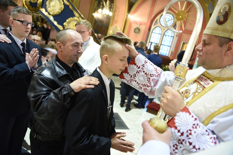 Bierzmowanie u św. Kazimierza w Nowym Sączu