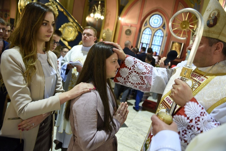 Bierzmowanie u św. Kazimierza w Nowym Sączu