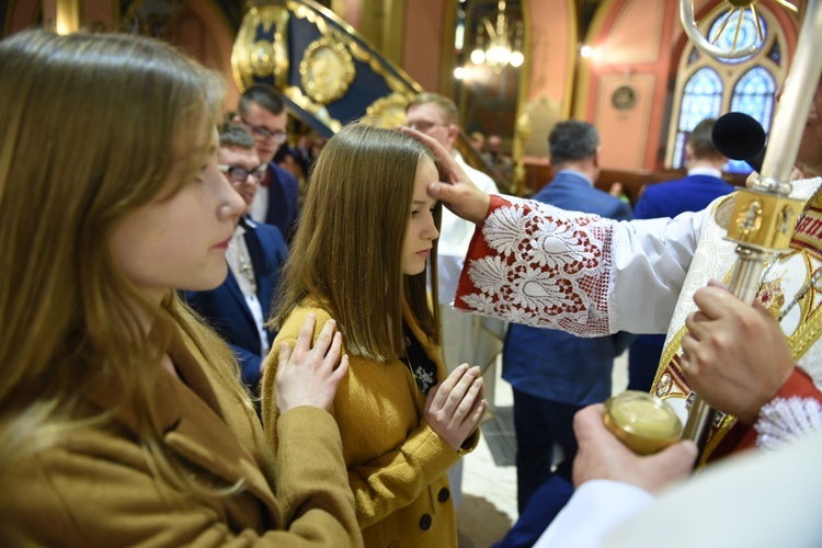 Bierzmowanie u św. Kazimierza w Nowym Sączu