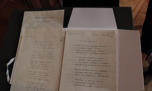 Kraków. Zebrali dzieła młodego Wojtyły