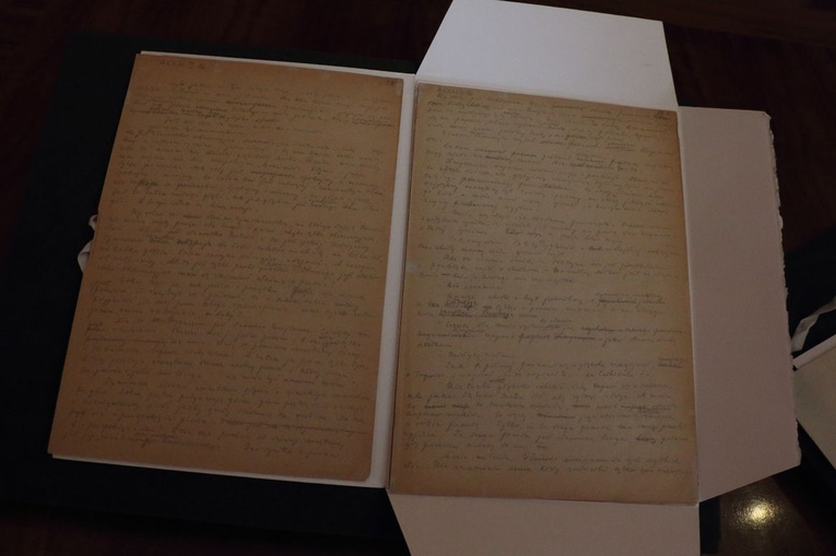 Prezentacja pierwszego tomu "Dzieł literackich i teatralnych" K. Wojtyły