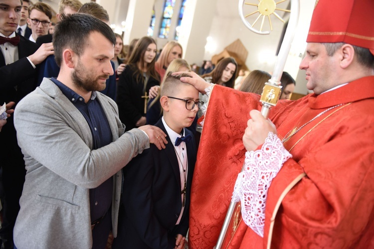 Bierzmowanie w Wielogłowach