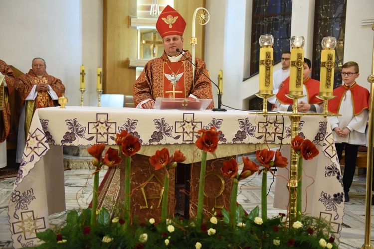 Bierzmowanie w Łososinie Dolnej