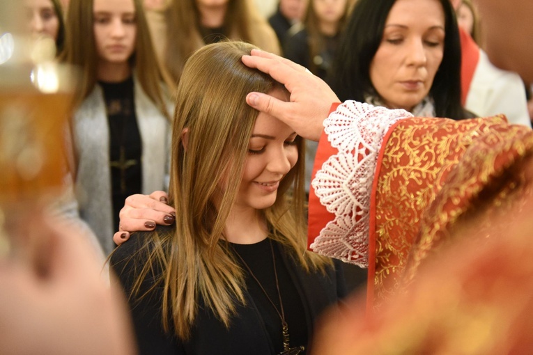 Bierzmowanie w Łososinie Dolnej