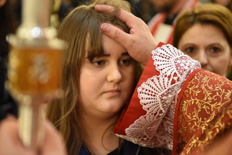 Bierzmowanie w Łososinie Dolnej