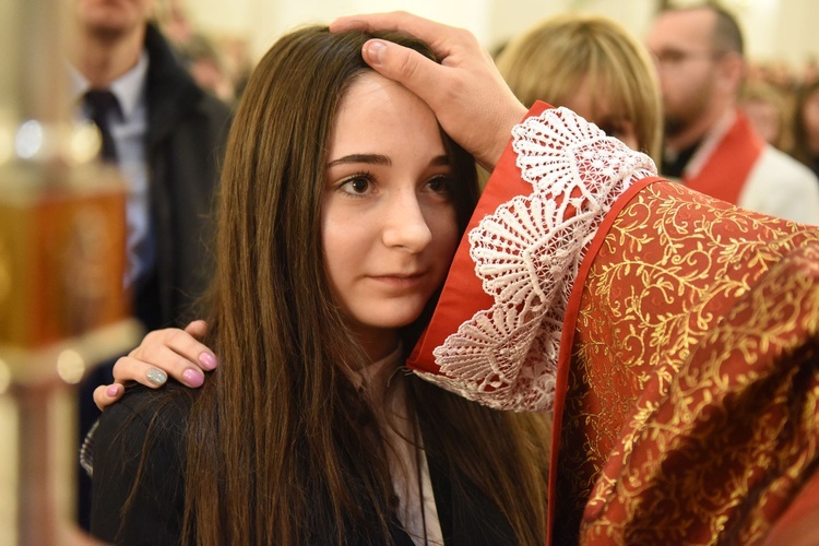 Bierzmowanie w Łososinie Dolnej