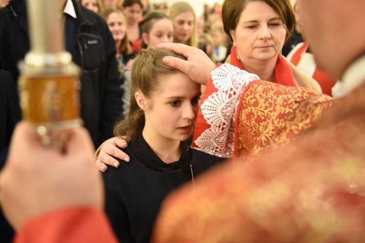 Bierzmowanie w Łososinie Dolnej