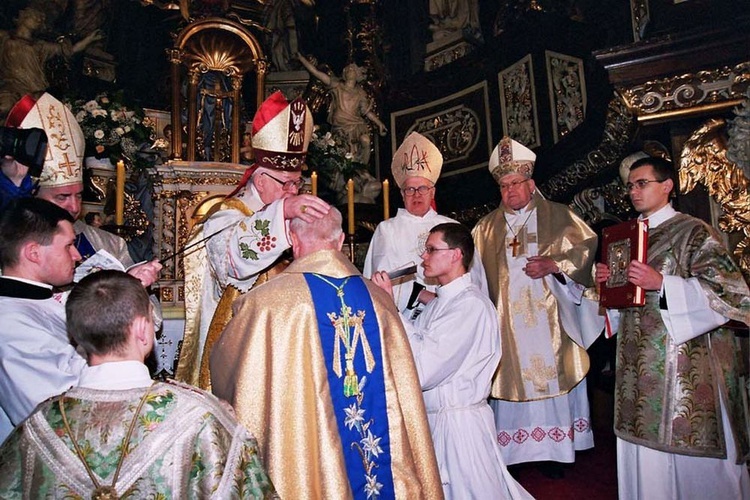 Święcenia i ingres bp Ignacego do katedry świdnickiej - cz. 01.