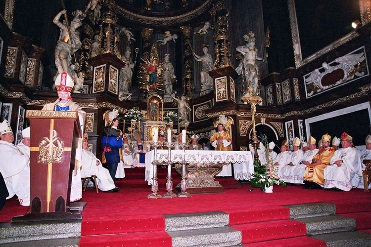 Święcenia i ingres bp Ignacego do katedry świdnickiej - cz. 01.