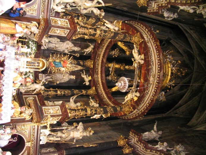 Święcenia i ingres bp Ignacego do katedry świdnickiej - cz. 02.