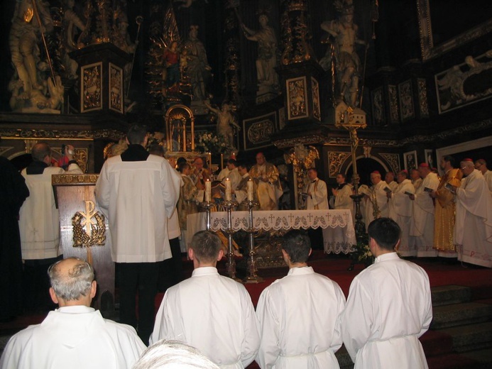 Święcenia i ingres bp Ignacego do katedry świdnickiej - cz. 02.