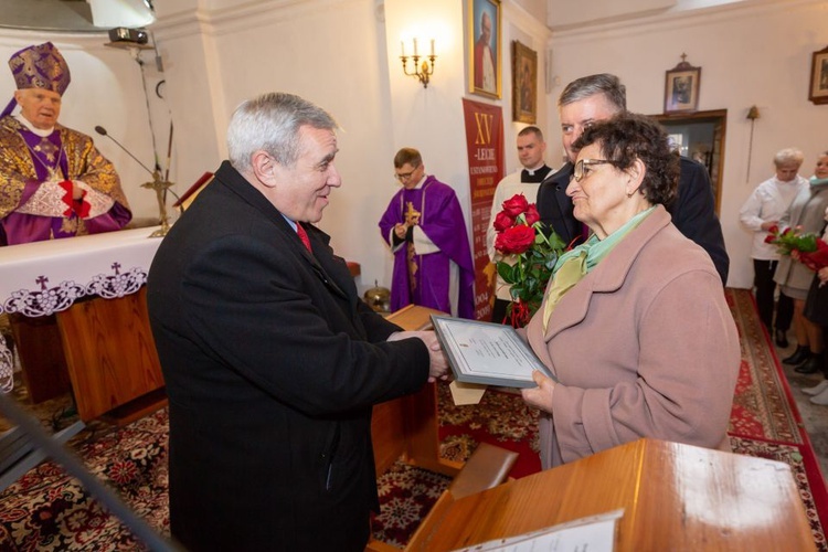 Pośmiertne nadanie honorowego obywatelstwa ks. Józefowi Sikorze.