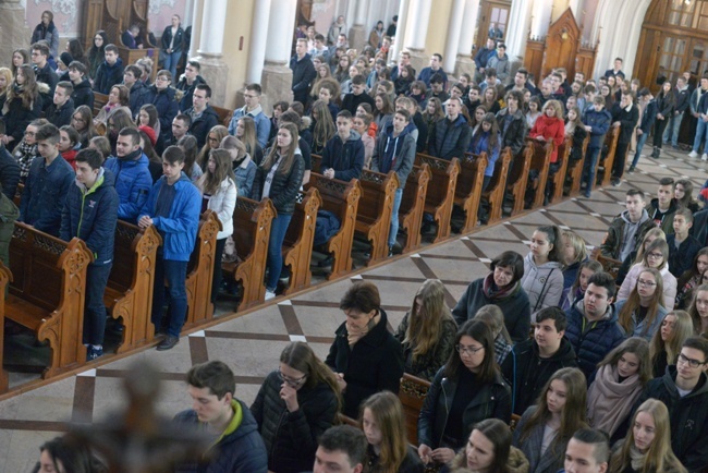 Zakończenie rekolekcji dla młodych