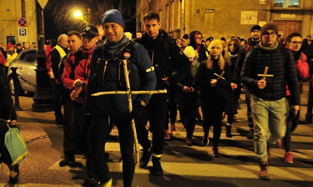 Ekstremalna Droga Krzyżowa odpowiedzią na potrzeby duchowe człowieka XXI wieku