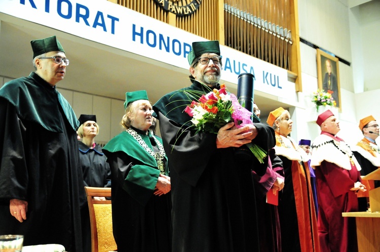 Uroczystość nadania tytułu doktora honoris causa KUL prof. A. Jamesowi McAdamsowi