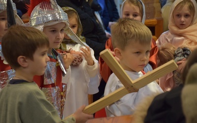 Misterium Męki Pańskiej w przedszkolu św. Rodziny w Skierniewicach