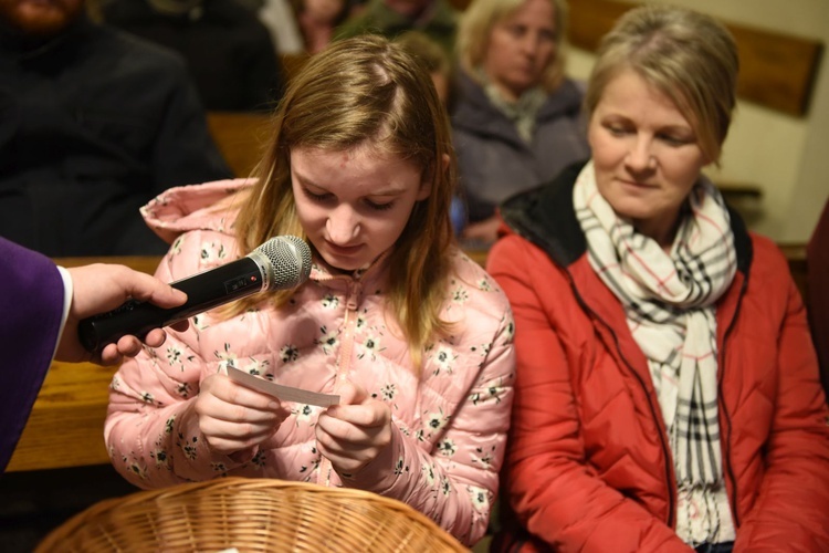 Dekanalne spotkanie młodych w Maszkienicach