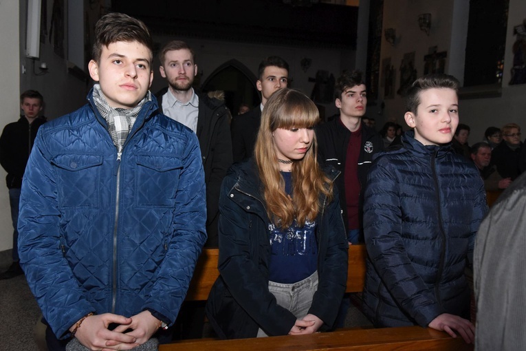 Dekanalne spotkanie młodych w Maszkienicach