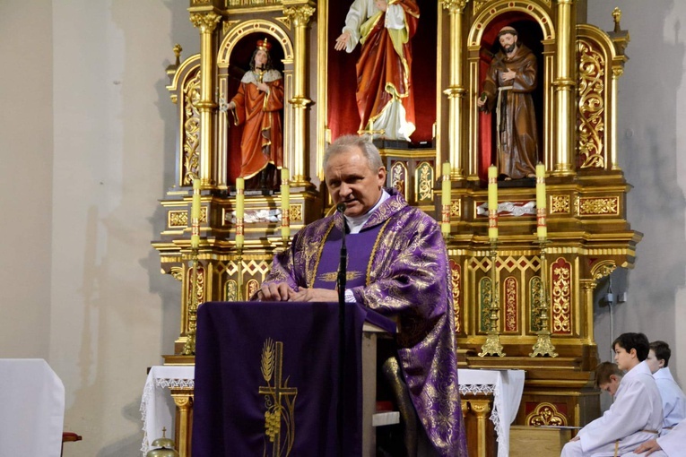 Błogosławieństwo lektorów w Żegocinie.