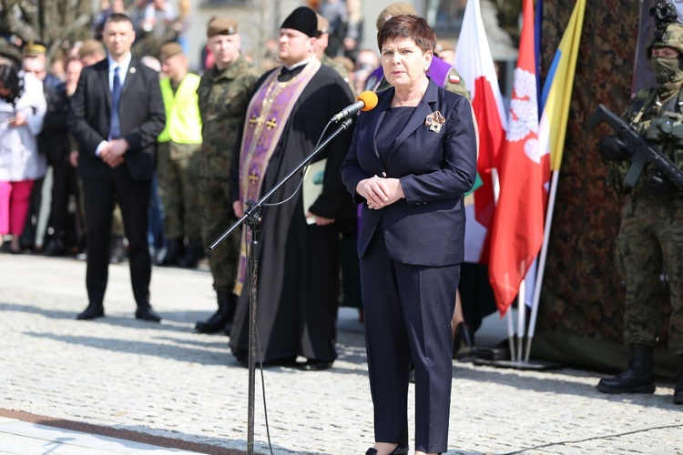 Przysięga terytorialsów na ostrowieckim Rynku