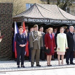 Przysięga terytorialsów na ostrowieckim Rynku