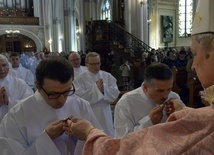 Na ich posługę czekają chorzy i starsi, którzy ze względu na stan zdrowia nie mogą, choć bardzo pragną, być na Mszach św. w swoich kościołach.