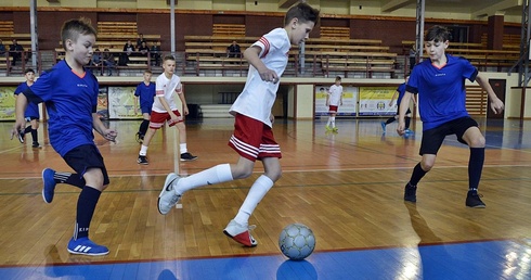 Płońsk. Najlepsi ministranci, świetni piłkarze