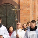 Wprowadzenie relikwii dzieci fatimskich do parafii w Mąkolicach