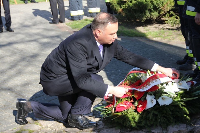 Prezydent Rzeczypospolitej Polskiej w sanktuarium Matki Bożej Cierpliwie Słuchającej w Rokitnie 