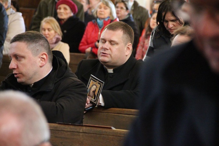 Prezydent Rzeczypospolitej Polskiej w sanktuarium Matki Bożej Cierpliwie Słuchającej w Rokitnie 