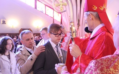 Bierzmowanie w Siedliskach i Tuchowie. Szukałem was, a wy przyszliście do mnie