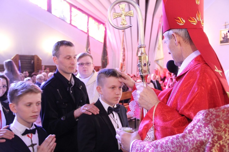 Bierzmowanie w Siedliskach Tuchowskich