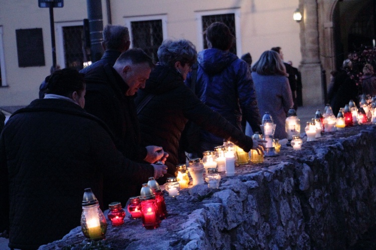 14. rocznica śmierci Jana Pawła II na Franciszkańskiej 3