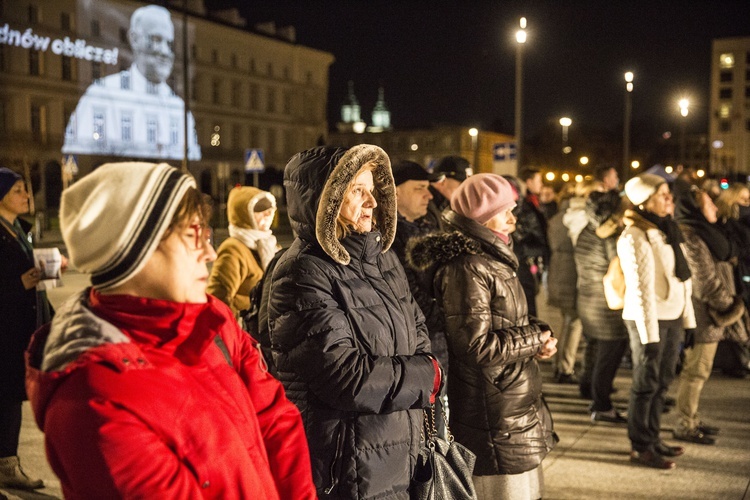 Czuwanie w godzinę śmierci Jana Pawła II