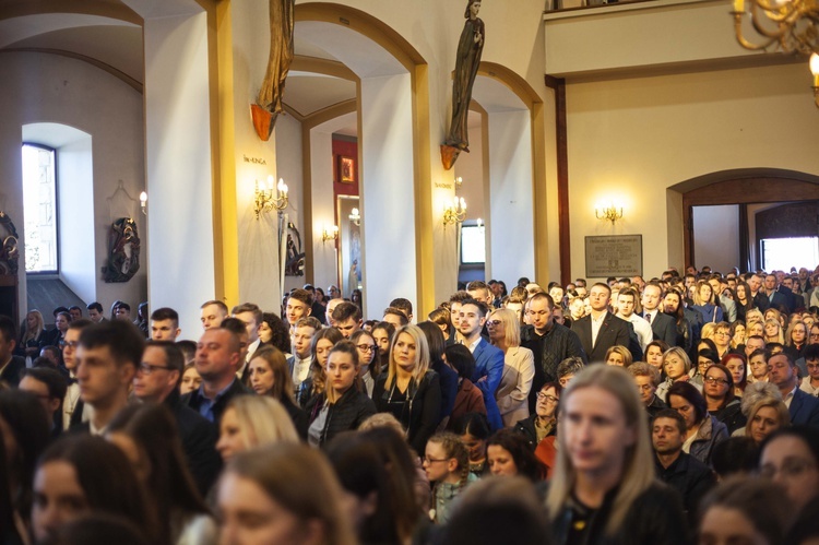 Bierzmowanie w Nowym Sączu-Zawadzie