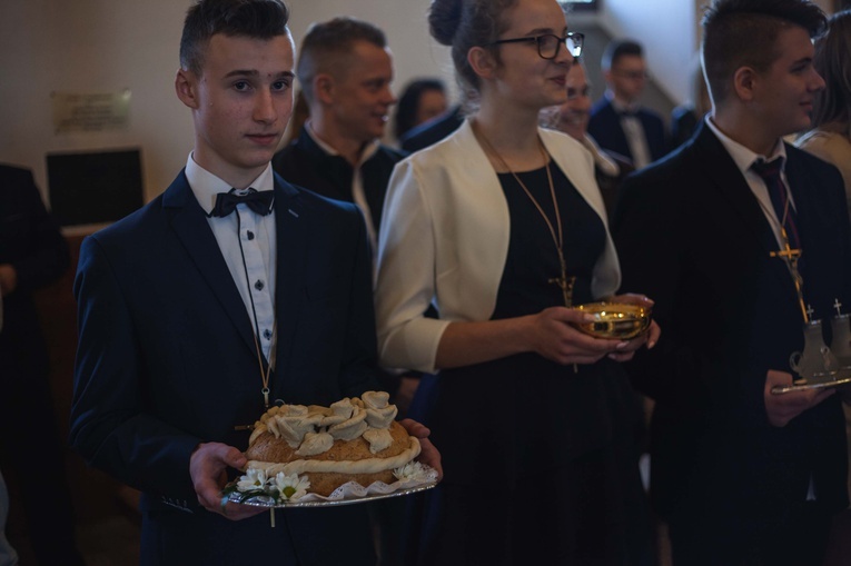 Bierzmowanie w Nowym Sączu-Zawadzie